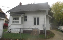 Pre-foreclosure in  73RD ST Kenosha, WI 53143