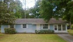 Pre-foreclosure in  SE 108TH PL Belleview, FL 34420