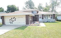 Pre-foreclosure in  KENWOOD AVE South Holland, IL 60473