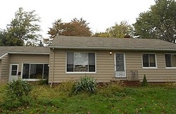 Pre-foreclosure in  W PLEASANT VALLEY RD Cleveland, OH 44134