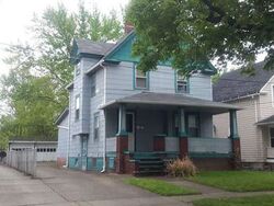 Pre-foreclosure in  ARCADE AVE Cleveland, OH 44110