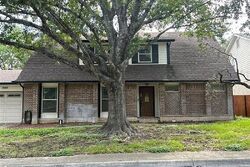 Pre-foreclosure in  Oak Pebble San Antonio, TX 78232