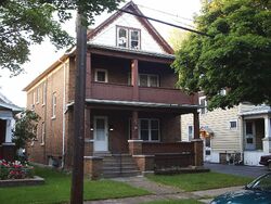 Pre-foreclosure in  SOUTH AVE Niagara Falls, NY 14305