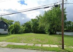 Pre-foreclosure in  W EVERGREEN AVE Youngstown, OH 44511
