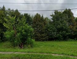 Pre-foreclosure in  BROOKLYN AVE Youngstown, OH 44507