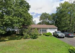 Pre-foreclosure in  MIZZEN AVE Manahawkin, NJ 08050