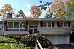  Shawnee Trl, Sparta NJ