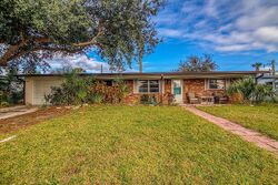 Pre-foreclosure in  BARBADOS DR Merritt Island, FL 32952