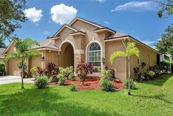 Pre-foreclosure in  DOWNEY LN Tampa, FL 33626