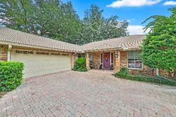  Broad Water Dr, Jacksonville FL