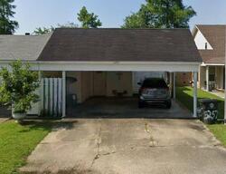 Pre-foreclosure in  CUMBERLAND COVE DR Baton Rouge, LA 70817