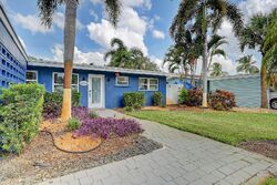 Pre-foreclosure in  SUGARLOAF LN Fort Lauderdale, FL 33312