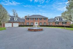 Pre-foreclosure in  RIDGEVIEW DR Demotte, IN 46310