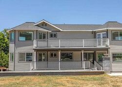 Pre-foreclosure in  E CRESCENT AVE Redlands, CA 92373