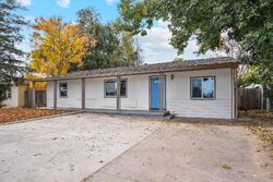 Pre-foreclosure in  EL VISTA AVE Modesto, CA 95354