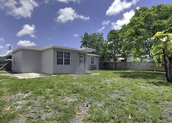 Pre-foreclosure in  NW 144TH ST Miami, FL 33168