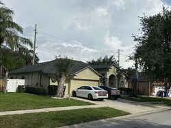 Pre-foreclosure in  BALINGTON DR Valrico, FL 33596