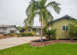 Pre-foreclosure in  HOLLYVIEW DR La Mirada, CA 90638