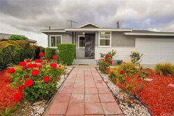  W 137th St, Compton CA