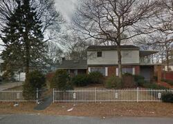 Pre-foreclosure in  WINDSOR PL Shirley, NY 11967