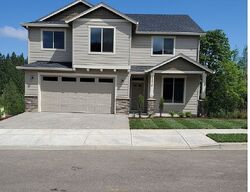 Pre-foreclosure in  E TANOAK AVE La Center, WA 98629