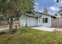 Pre-foreclosure in  BROADWAY Everett, WA 98203