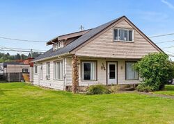Pre-foreclosure in  PACIFIC AVE Aberdeen, WA 98520