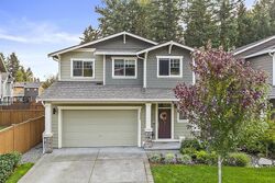 Pre-foreclosure in  172ND STREET CT E Puyallup, WA 98374