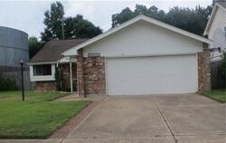 Pre-foreclosure in  LITTLE BIG HORN DR Katy, TX 77449
