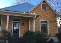 Pre-foreclosure in  FOREST AVE Nashville, TN 37206