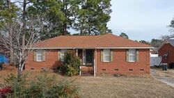 Pre-foreclosure in  YARDLEY FARMS DR West Columbia, SC 29170