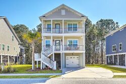 Pre-foreclosure in  COPAHEE SOUND DR Mount Pleasant, SC 29466