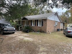 Pre-foreclosure in  SEEWEE RD Awendaw, SC 29429