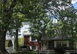 Pre-foreclosure in  SATELLITE CIR Pittsburgh, PA 15241