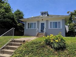 Pre-foreclosure in  UNION AVE Brackenridge, PA 15014