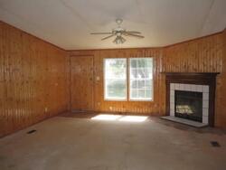  W 14th St, Sulphur OK