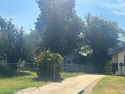 Pre-foreclosure in  NE 17TH ST Oklahoma City, OK 73111