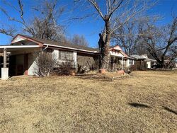  Sw 68th St, Oklahoma City OK