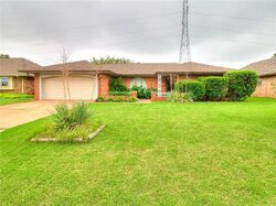 Pre-foreclosure in  NW 115TH PL Oklahoma City, OK 73120