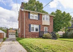 Pre-foreclosure in  SUMATRA AVE Akron, OH 44305
