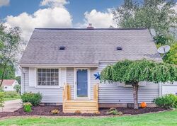 Pre-foreclosure in  ORCHARD ST Mogadore, OH 44260
