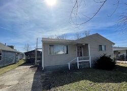 Pre-foreclosure in  ONEIDA AVE Dayton, OH 45414