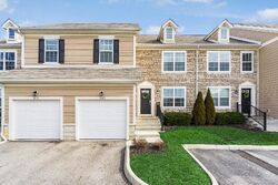 Pre-foreclosure in  RAVINE RUN LN Columbus, OH 43235