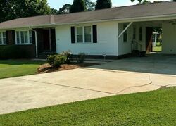  Asbury Rd, Fayetteville NC