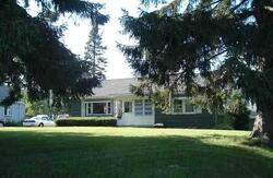 Pre-foreclosure in  MOXLEY ST Ravena, NY 12143