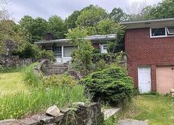 Pre-foreclosure in  MILTON TPKE Highland, NY 12528