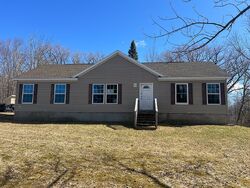 Pre-foreclosure in  GRAHAM RD Utica, NY 13502