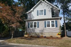 Pre-foreclosure in  GROVE ST Waldwick, NJ 07463