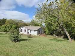 Pre-foreclosure in  E SEYBOLD RD Excelsior Springs, MO 64024