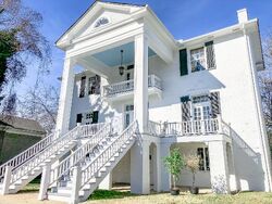  College St, Columbus MS